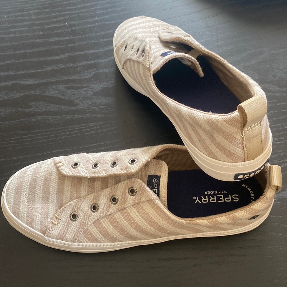 Beautiful Sperry Top Sider, new!!!